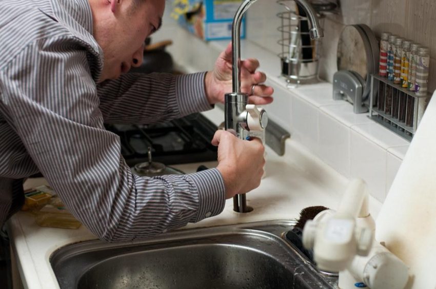 Topp 10 rørlegger tips for å spare vann hjemme